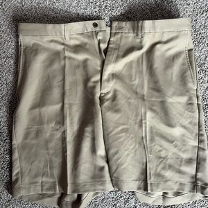 Mens Haggar Shorts SIZE 40
